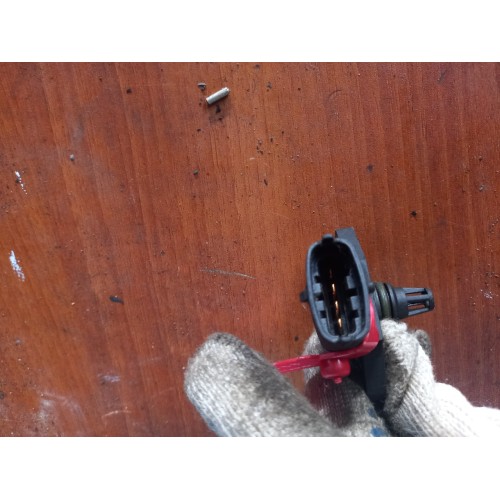 Датчик турбонаддува Mercedes Actros Axor (758)-1