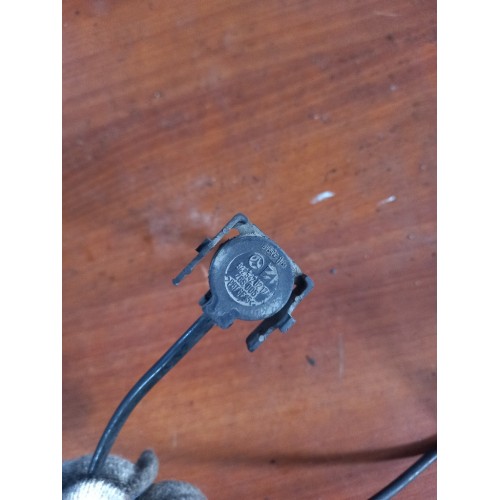 Датчик уровня охлаждающей жидкости Mercedes Actros Axor (742)-2