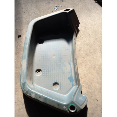 Часть торпедо DAF 95 (централ.полка) под прикуриватель (974)