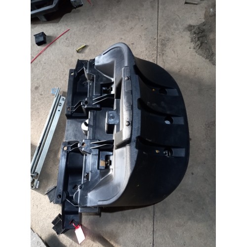 Часть торпедо DAF 105 (каркас под централ.столик) (164)