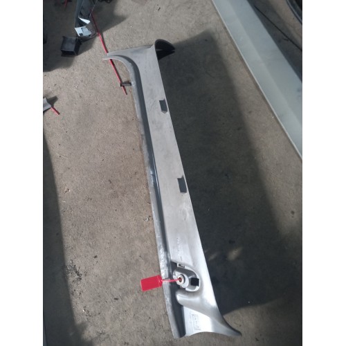 Накладка на стойку лобового стекла DAF 105 внутренняя RH (102)-1