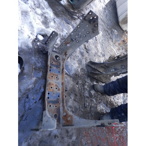 Траверса Renault Premium 016340 DXI задняя (046)-1