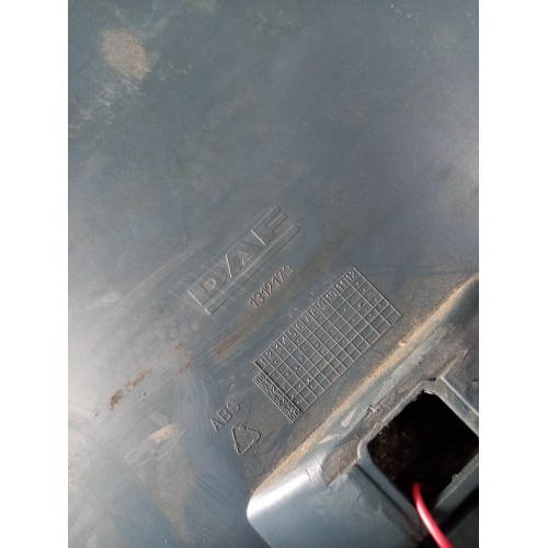 Крышка бардачка DAF 95 583587 LH/RH (719)-1