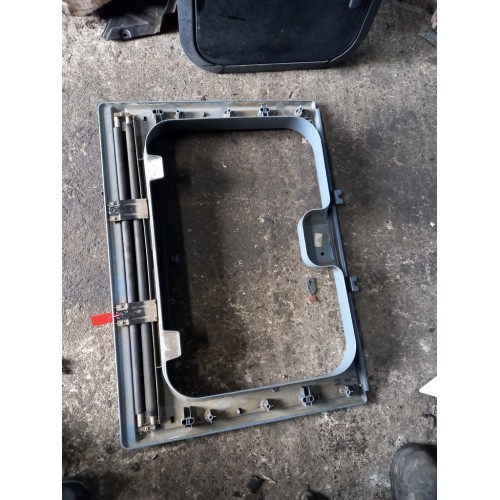 Накладка на люк Mercedes Axor 792088 со шторой (657)-1