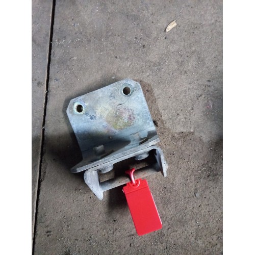 Ответная часть замка капота DAF 95/105 (619)-1