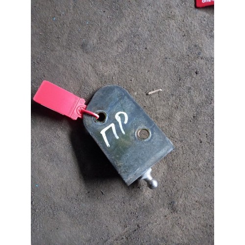 Кронштейн газового упора капота DAF 95/105 RH (614)-2