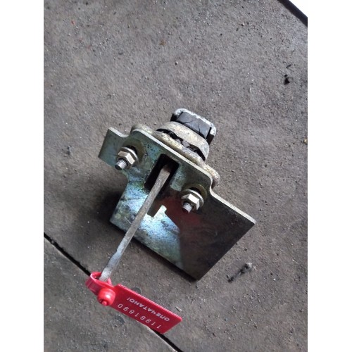 Ограничитель двери DAF 95/105 (690)