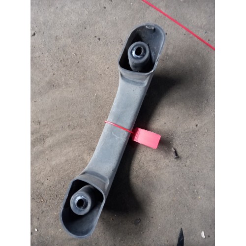 Ручка кабины DAF 95/105 наружняя (под лобовым стеклом) центральная (552)-1