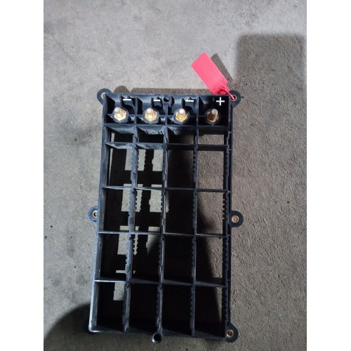 Крышка электроразъемов кабины DAF 95/105 (531)-1