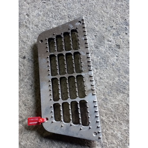 Накладка на подножку основную DAF 95/105 верхняя (798)