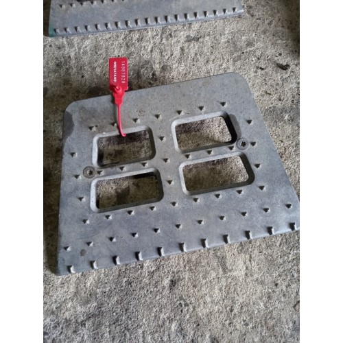 Накладка на подножку нижнюю DAF 85 CF (929)