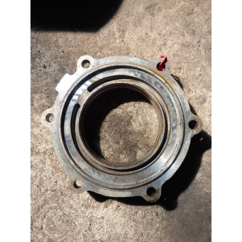 Крышка КПП Volvo (268)-2