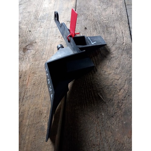 Кронштейн накладки лобового стекла MAN TGA LH (739)