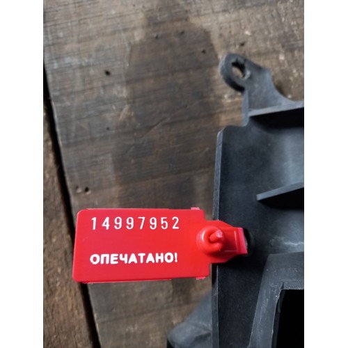 Кронштейн накладки лобового стекла MAN TGA LH (952)-2