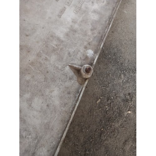 Крышка инструментального ящика DAF CF 85 RH (213)-3