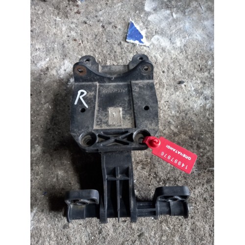 Петля фары Volvo FH 12 437853 RH (976)