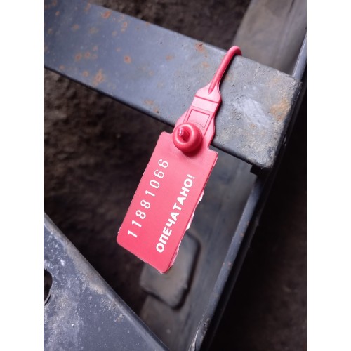 Подножка нижняя Volvo FH 12 467307 деф. RH (066)-3