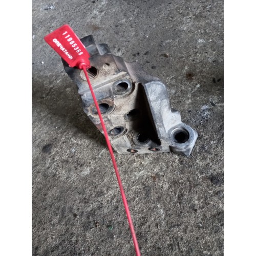 Кронштейн двигателя DAF 106 RH (369)-4