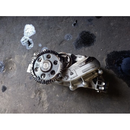 Насос масляный DAF 106 (296)-3