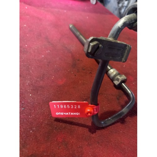 Трубка топливная (морковка) DAF 106 от рампы в ГБЦ (328)-1