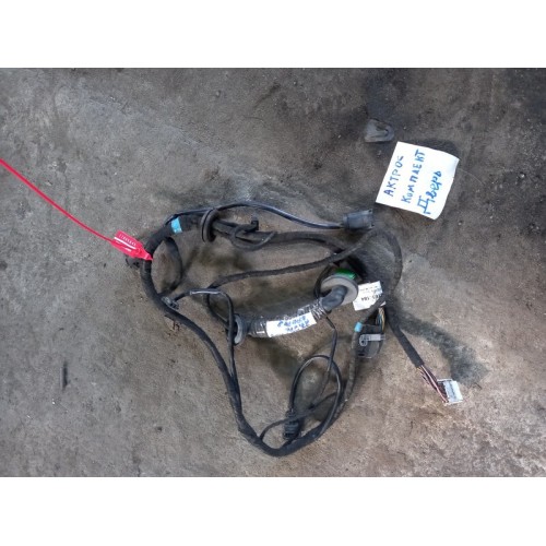 Проводка двери Mercedes Actros RH (845)