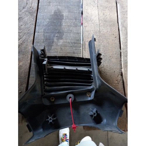 Часть кожуха рулевой колонки MAN TGS (574)-2