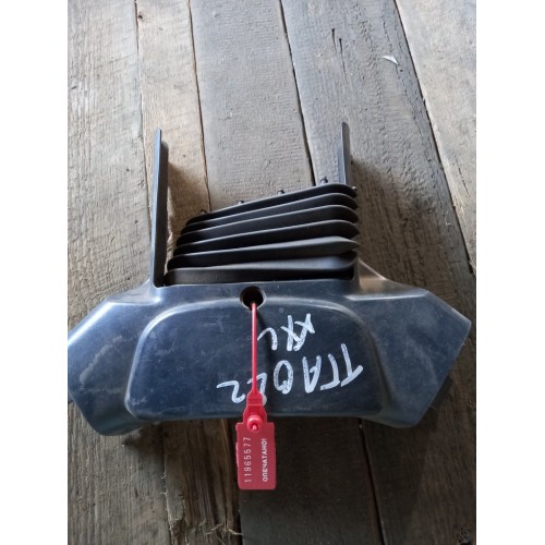 Часть кожуха рулевой колонки MAN TGS (577)