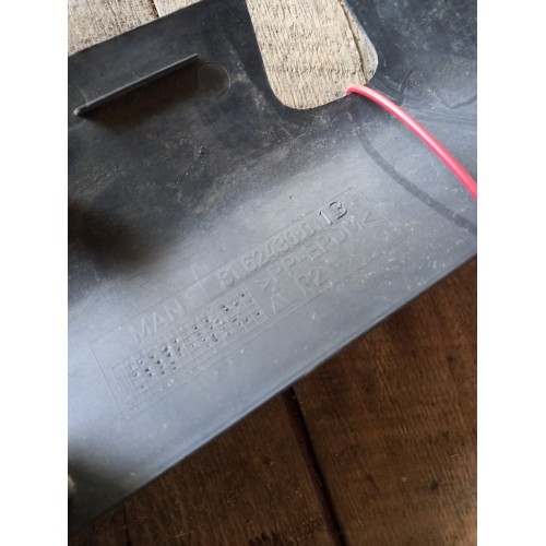 Накладка на стойку лобового стекла MAN TGA внутренняя LH (568)-2