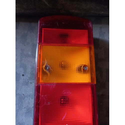 Фонарь Volvo задний дефект стекла RH (558) -1