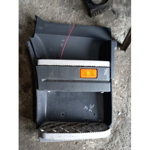 Подножка основная Scania R420 040019 RH (062)