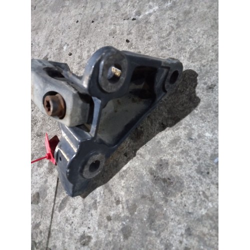 Кронштейн торсиона кабины Scania P340 633245 (050)-1