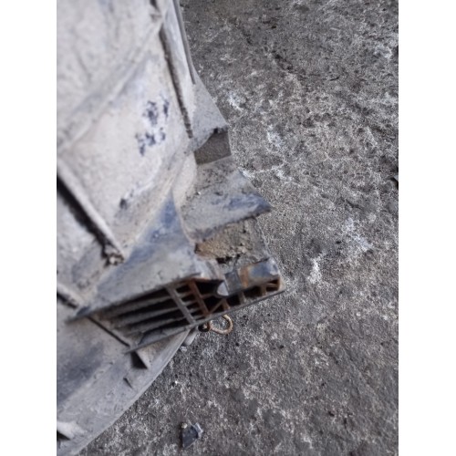 Корпус воздушного фильтра Scania R420 040019 (691)-4