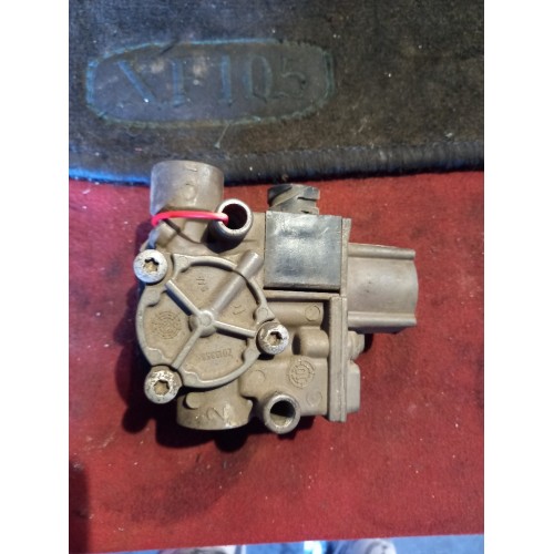 Кран ABS Renault Volvo KNORR (062)-3