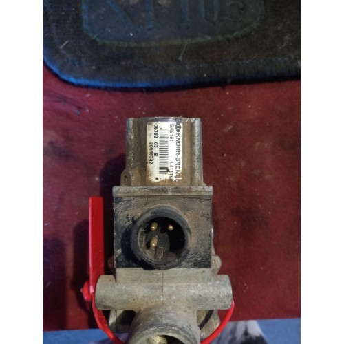 Кран ABS Renault Volvo KNORR (061)-2