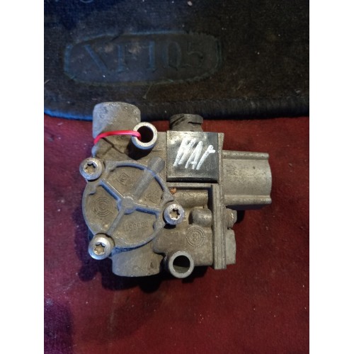 Кран ABS Renault Volvo KNORR (058)-2