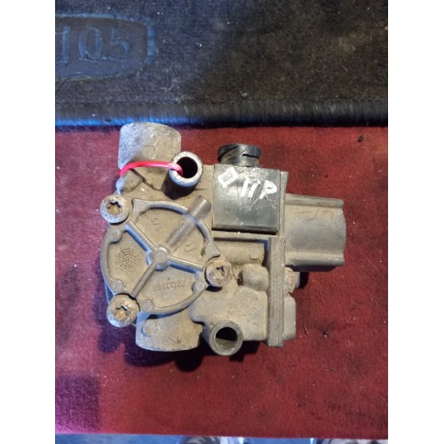 Кран ABS Renault Volvo KNORR (057)-3