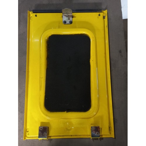 Крышка инструментального ящика DAF 105/95 с петлями (543)-1