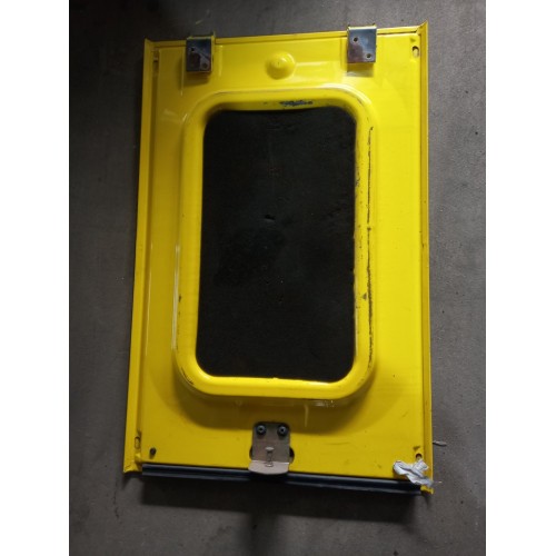 Крышка инструментального ящика DAF 105/95 с петлями (536)-1