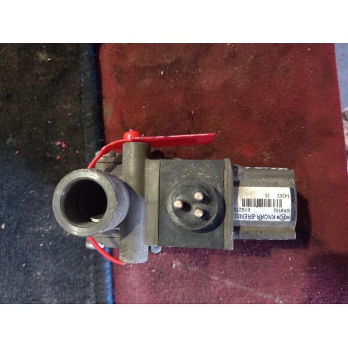 Кран ABS Renault Volvo KNORR (038)-4