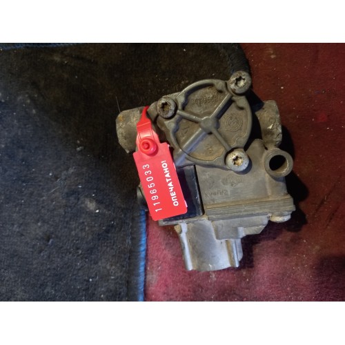 Кран ABS Renault Volvo KNORR (033)