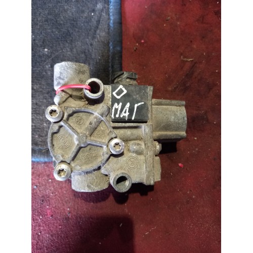 Кран ABS Renault Volvo KNORR (022)-2