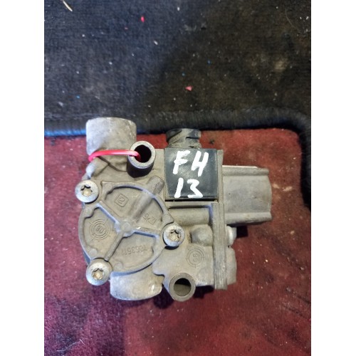 Кран ABS Renault Volvo KNORR (443)-2