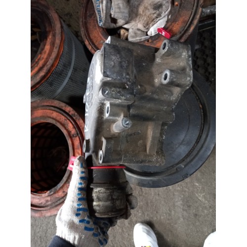 Корпус термостата Iveco Stralis Cursor 10 (681)-3