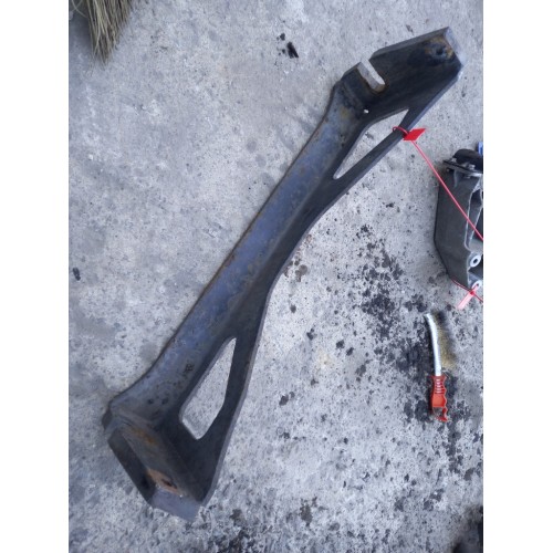 Траверса Scania P340 633245 (между полурессорами) (745) -2