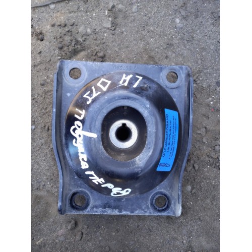 Подушка двигателя Renault TS передняя LH (700)