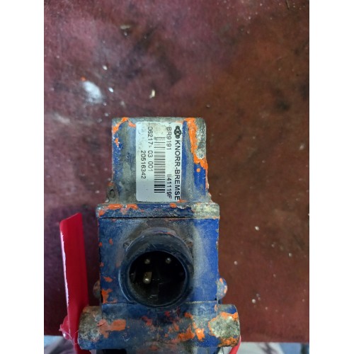 Кран ABS Renault Volvo KNORR (425)-1