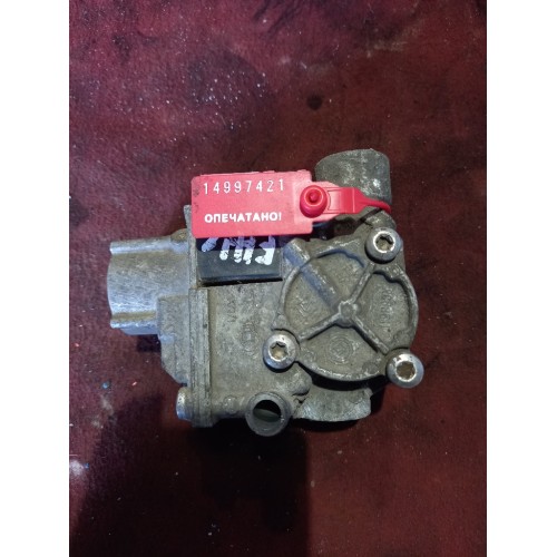 Кран ABS Renault Volvo KNORR (421)