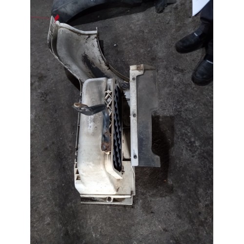 Подножка кабины Renault Pr 024366 RH деф. (283)-3