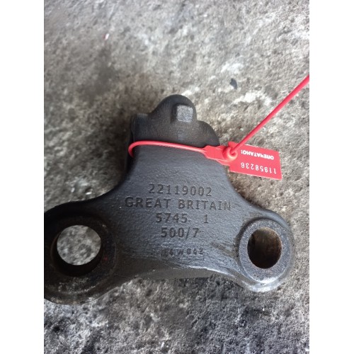 Кронштейн переднего стабилизатора Renault TS (236)-3