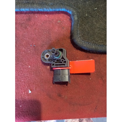 Датчик давления наддува Iveco Stralis (271)